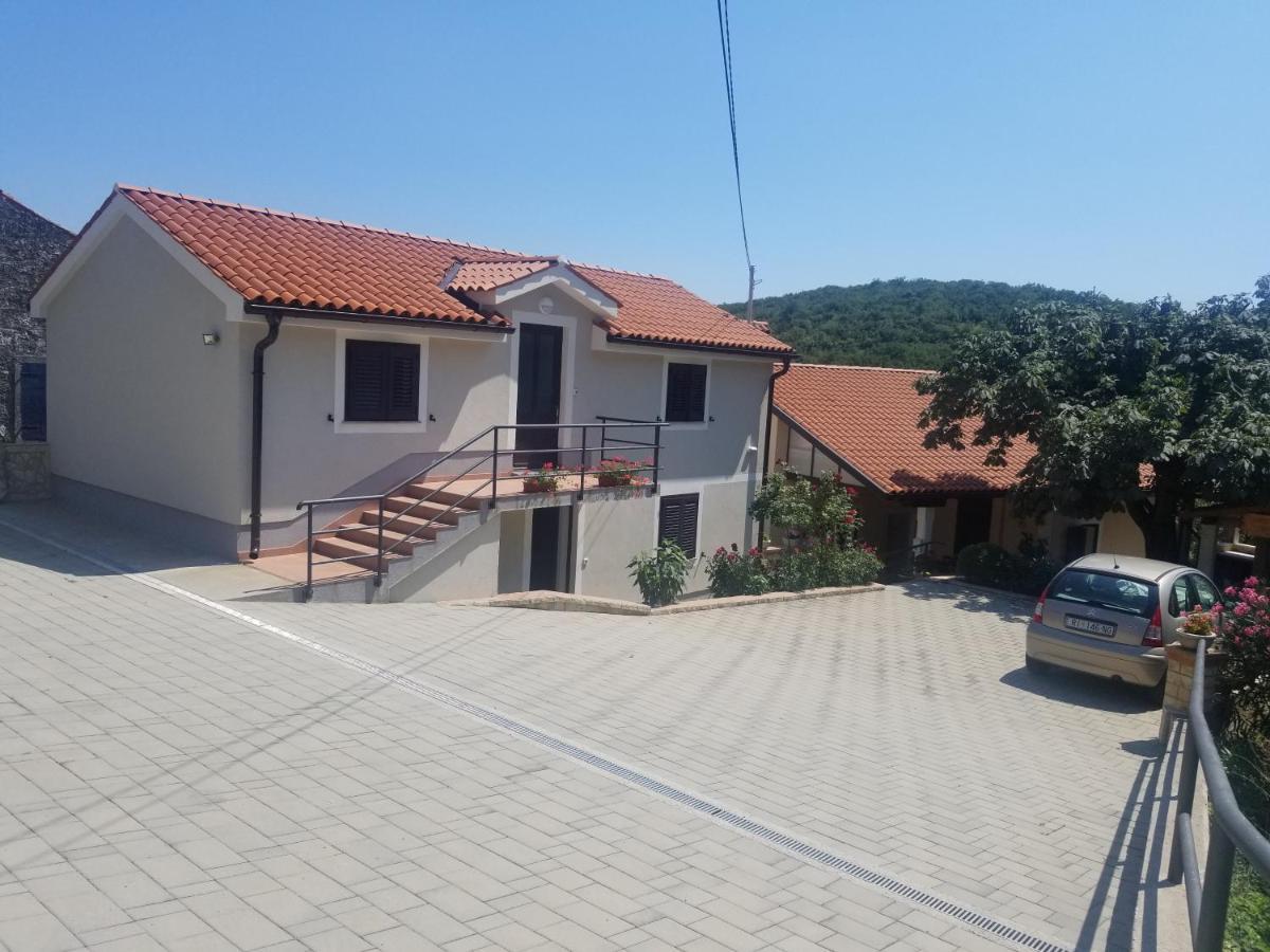 Podini Apartment *